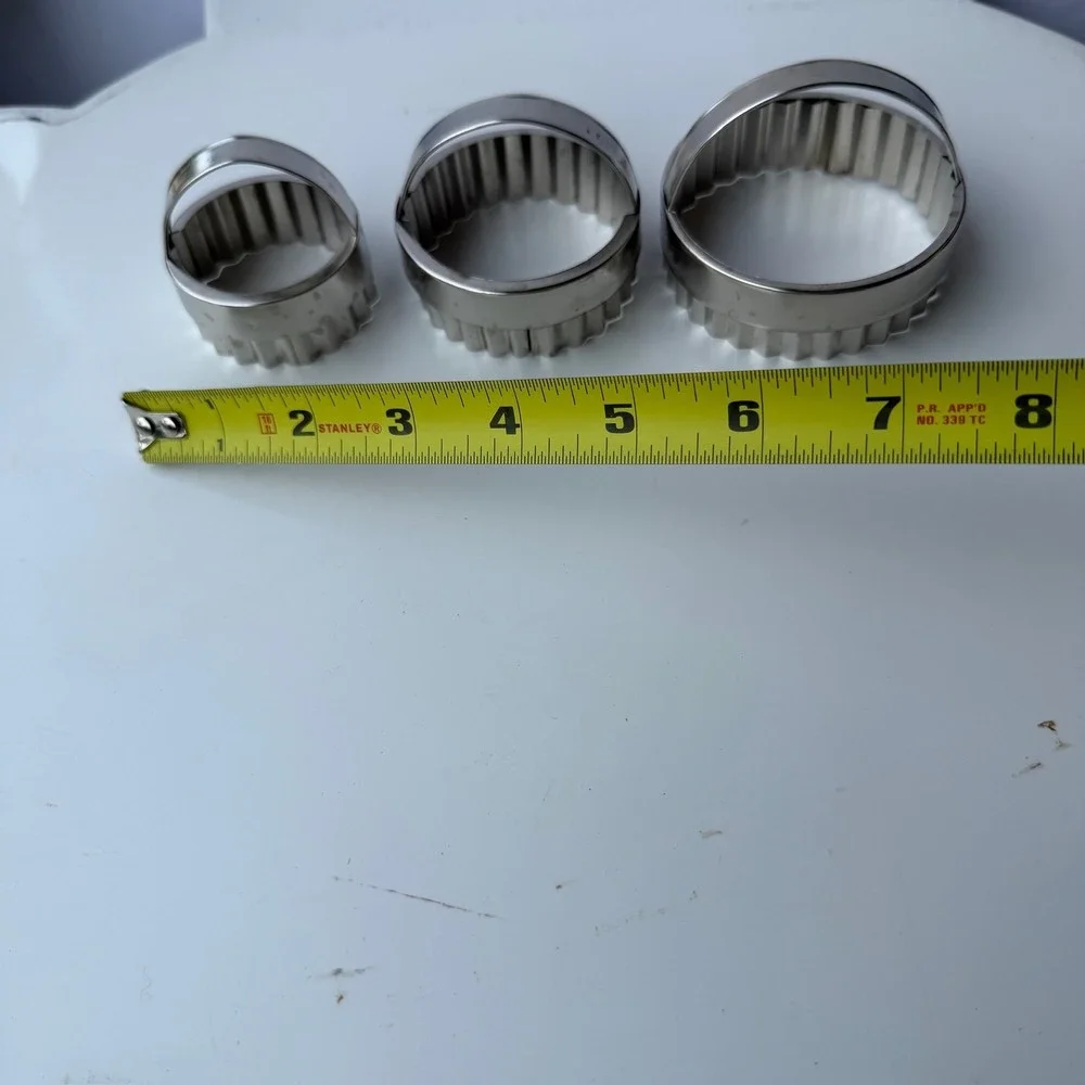 Set of 3 Stainless Steel Fluted Biscuit Cutters Nesting Cookie Cutters Kitchen